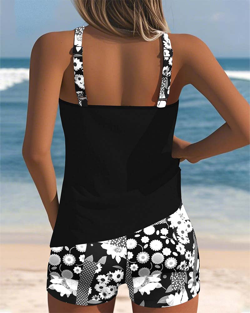 Bloemen Tankini met Verstelbare Bandjes en Comfortabele Shorts - Multicolor