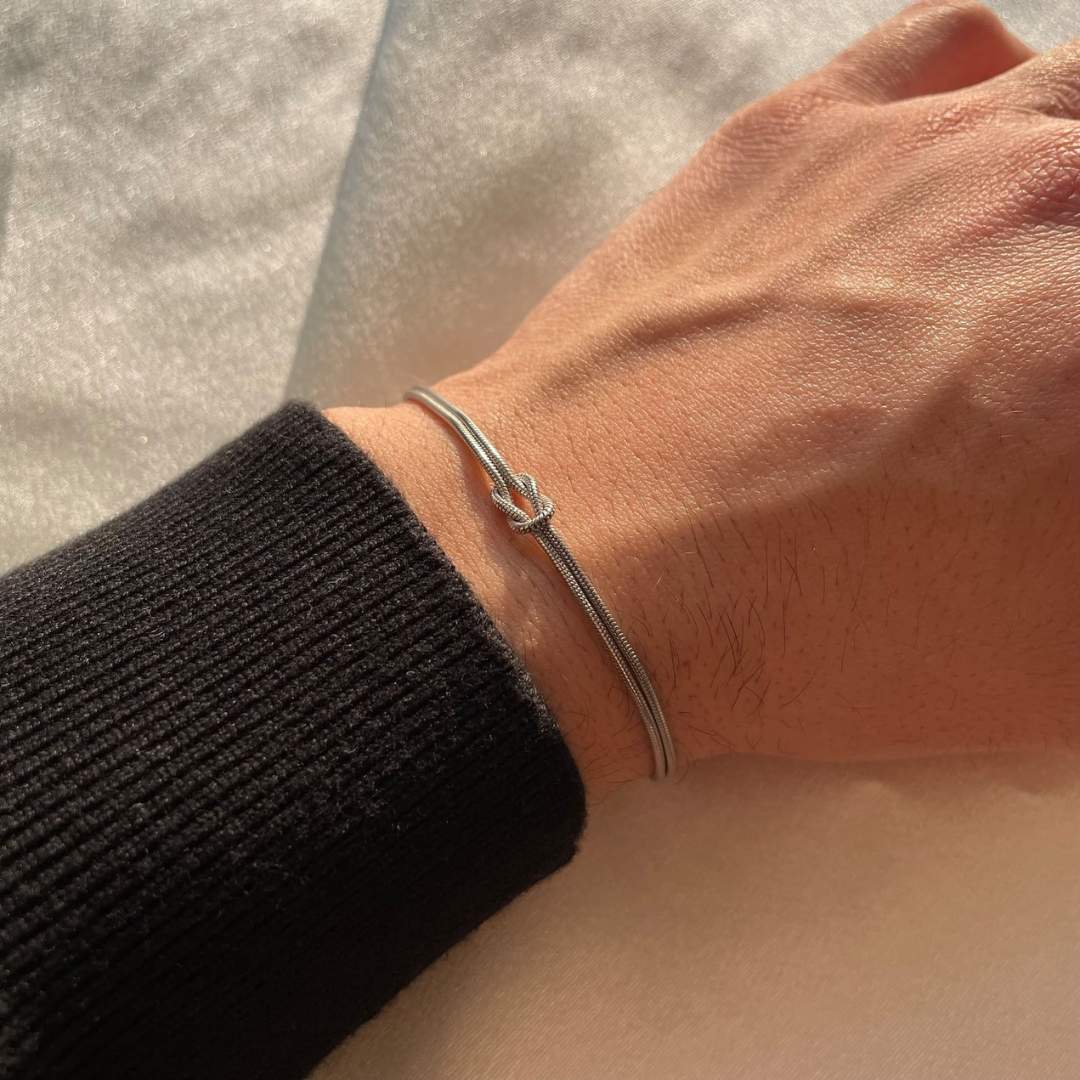Minimalistische Knoop Armband van Roestvrij Staal - Zilver en Goud