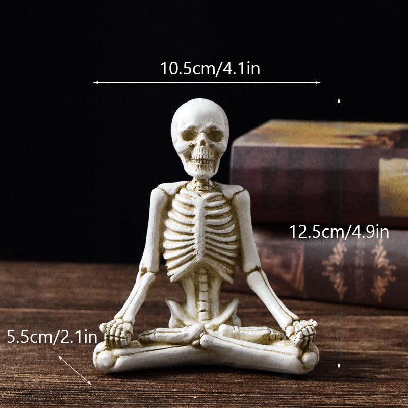 Halloween Beeldje – Resin Ornament in Vintage Wit of Zwart