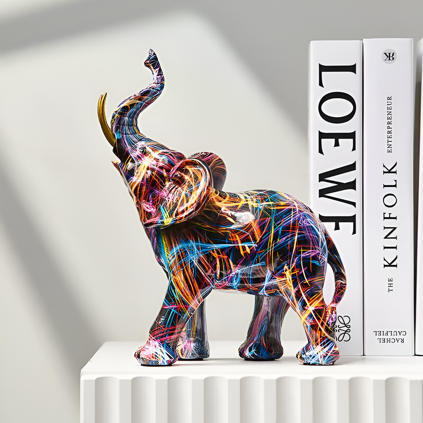 KleurKracht Olifantenbeeld – Decoratief Standbeeld met Levendige Patronen