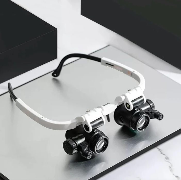HD-Loupe met LED – voor gedetailleerd werk – met verwisselbare objectieftubes – verstelbare hoofdband – vergroting 8x, 15x, 23x – wandklok