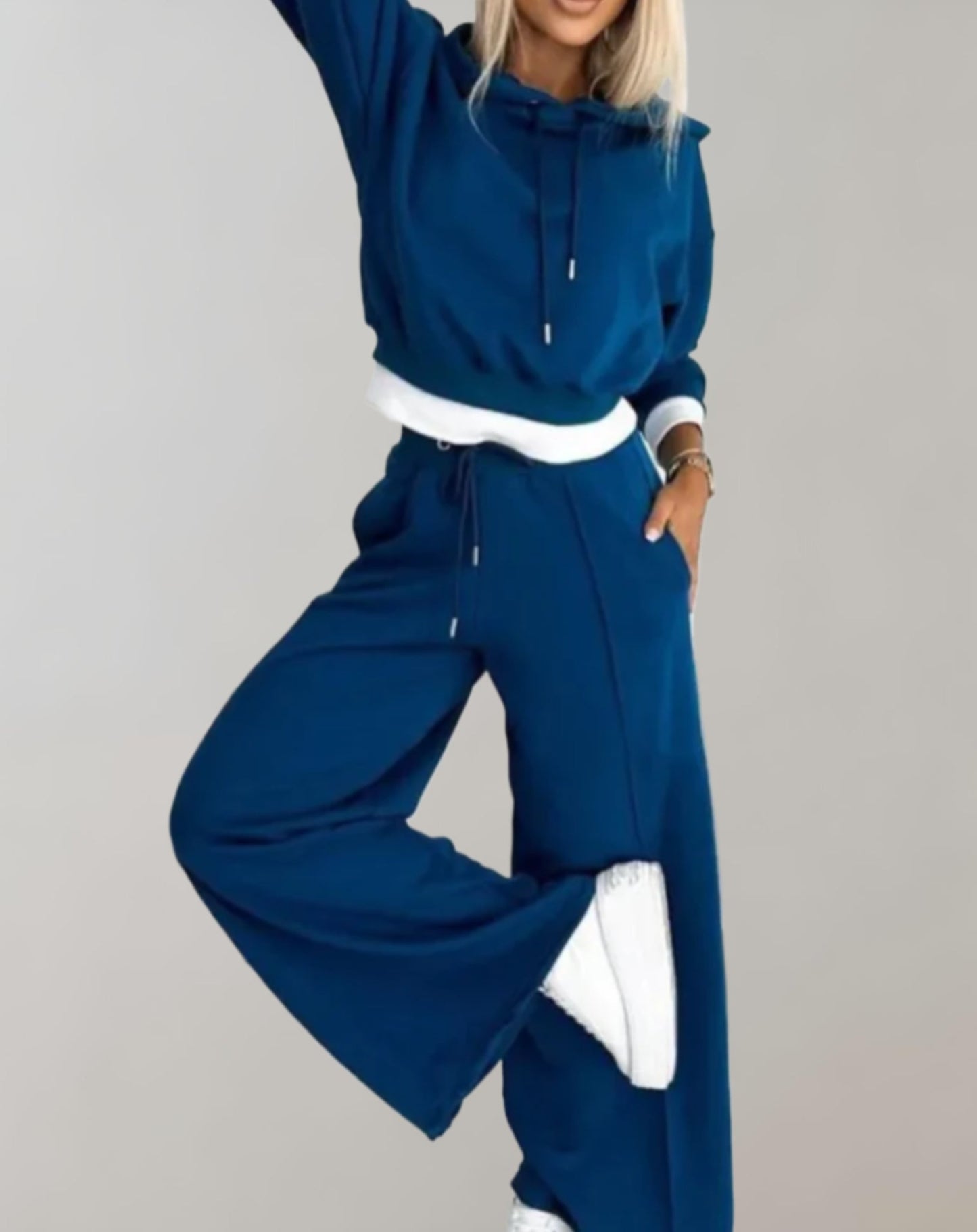 Liva - Moderne Hoodie en Broek Set
