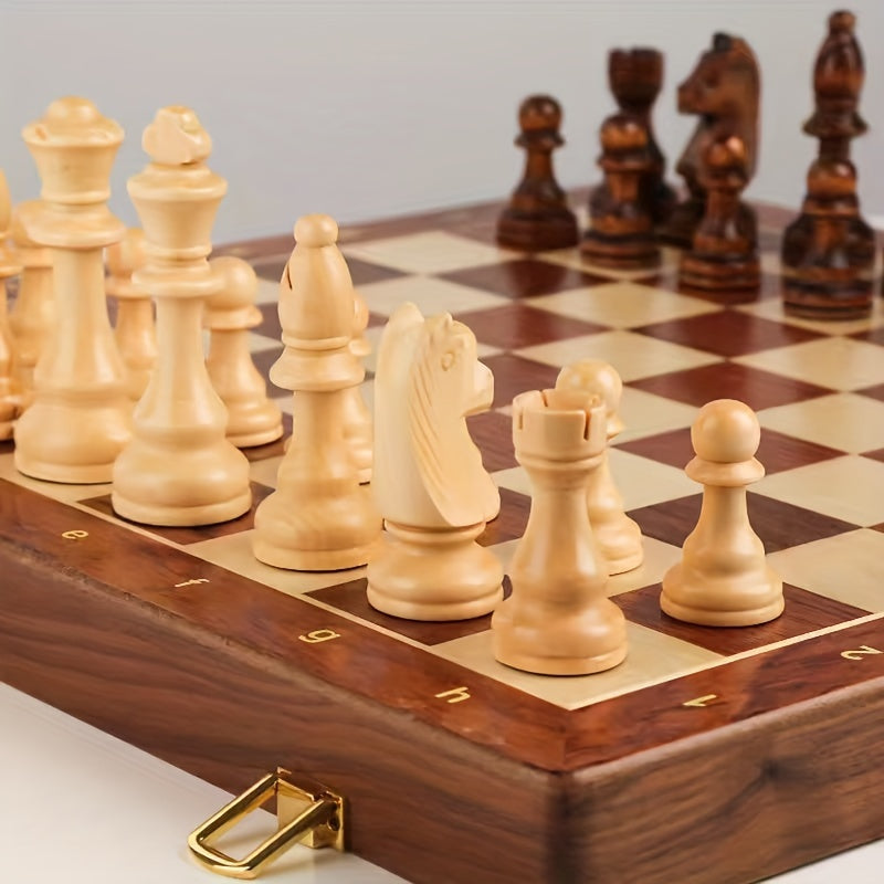 RoyalWood Luxe Schaakset – Massief Houten Schaakbord met Fijn Gedetailleerde Stukken