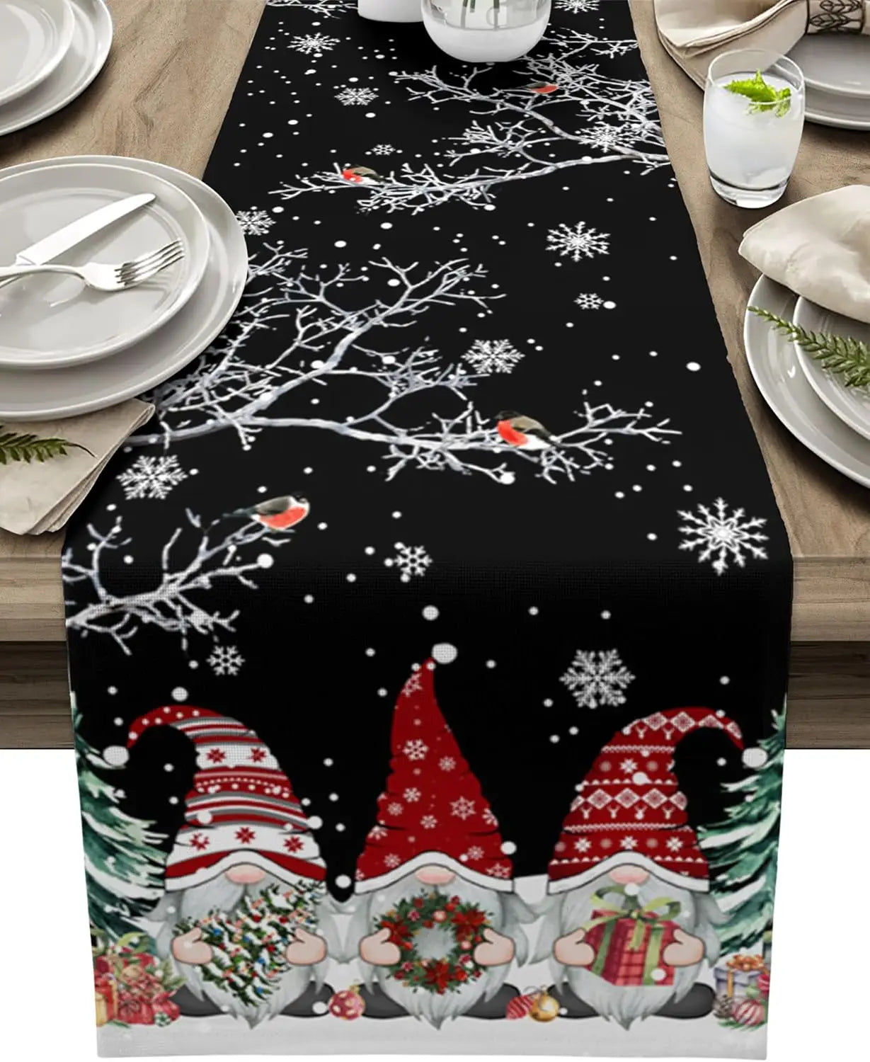 SneeuwKabouter Kerst Tafelloper – Luxe Linnen Tafelloper met Sneeuwvlok en Kabouterdesign