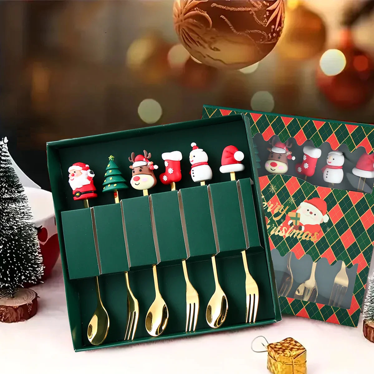 GoudFeest Kerst Bestekset – Luxe Gouden Lepel en Vork met Santa Claus Ontwerp