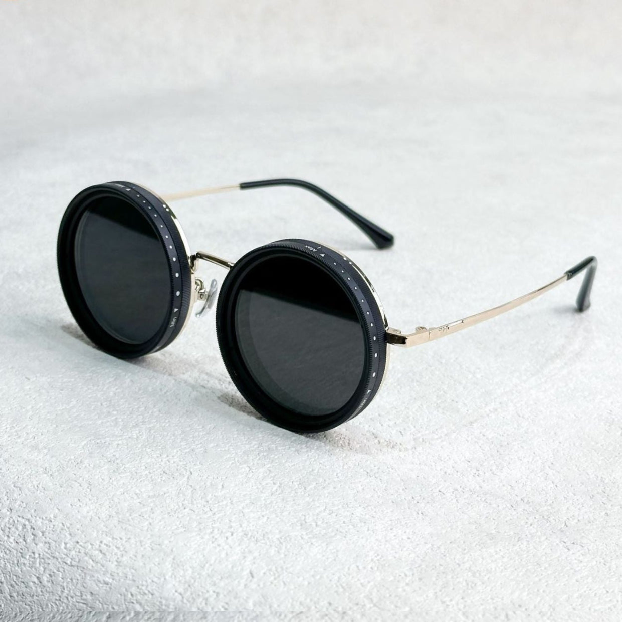 VisionRound Gepolariseerde Zonnebril – Unisex Retro Design met Verstelbare Lichtfilter