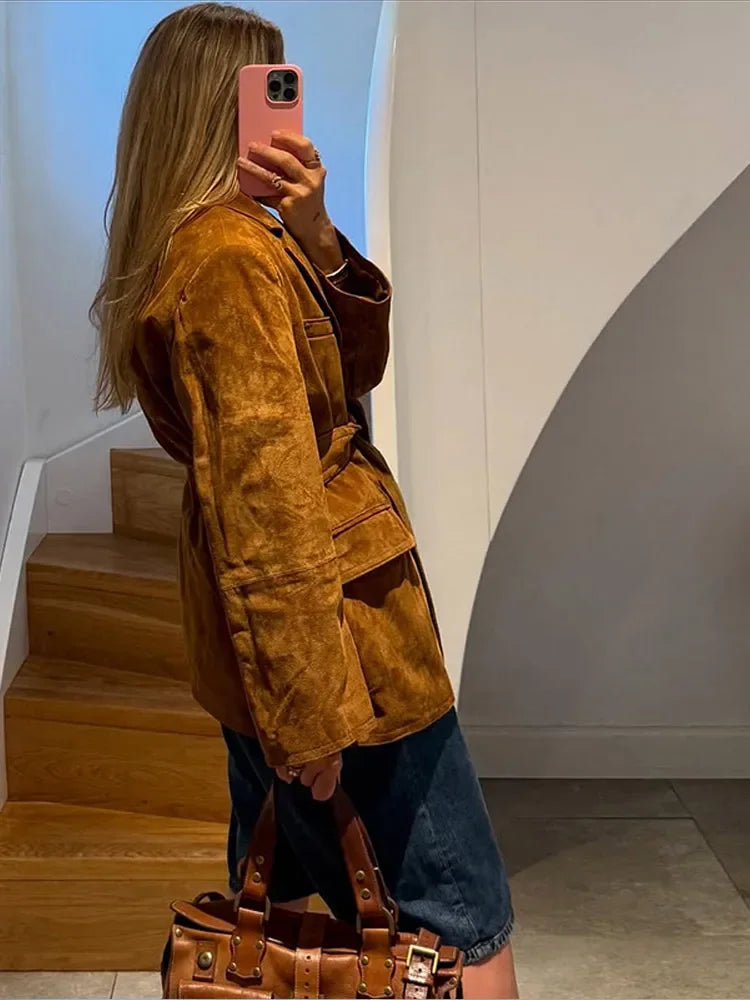 AutumnElegance Dames Suède Jas – Gecoat Model met Riem en Zakken