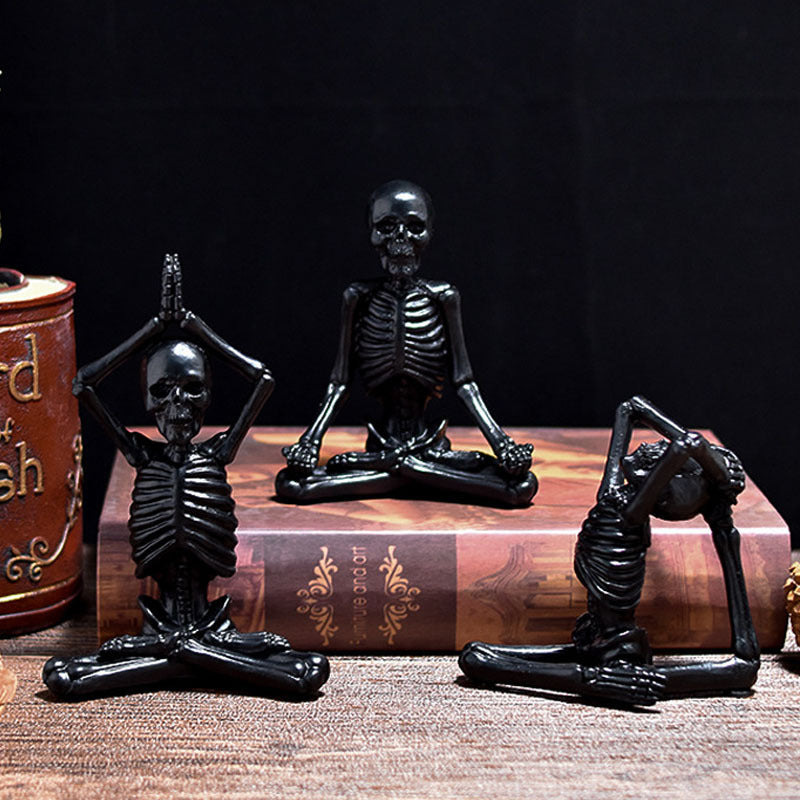 Halloween Beeldje – Resin Ornament in Vintage Wit of Zwart