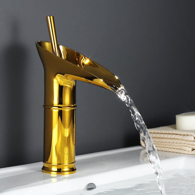 Antieke Messing Wastafelkraan - Watervaluitloop en Enkelvoudige Hendel