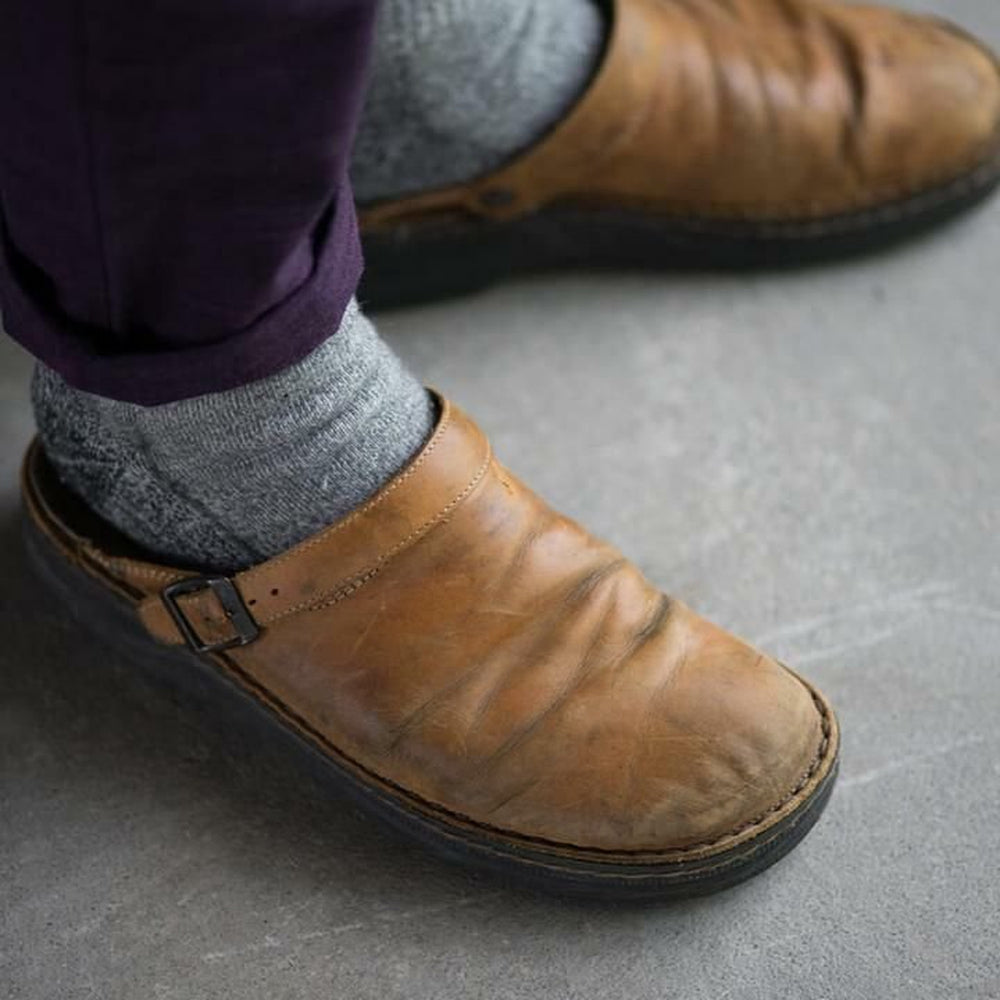 Luxe Herencomfortklompen van Leer – Verstelbaar en Duurzaam