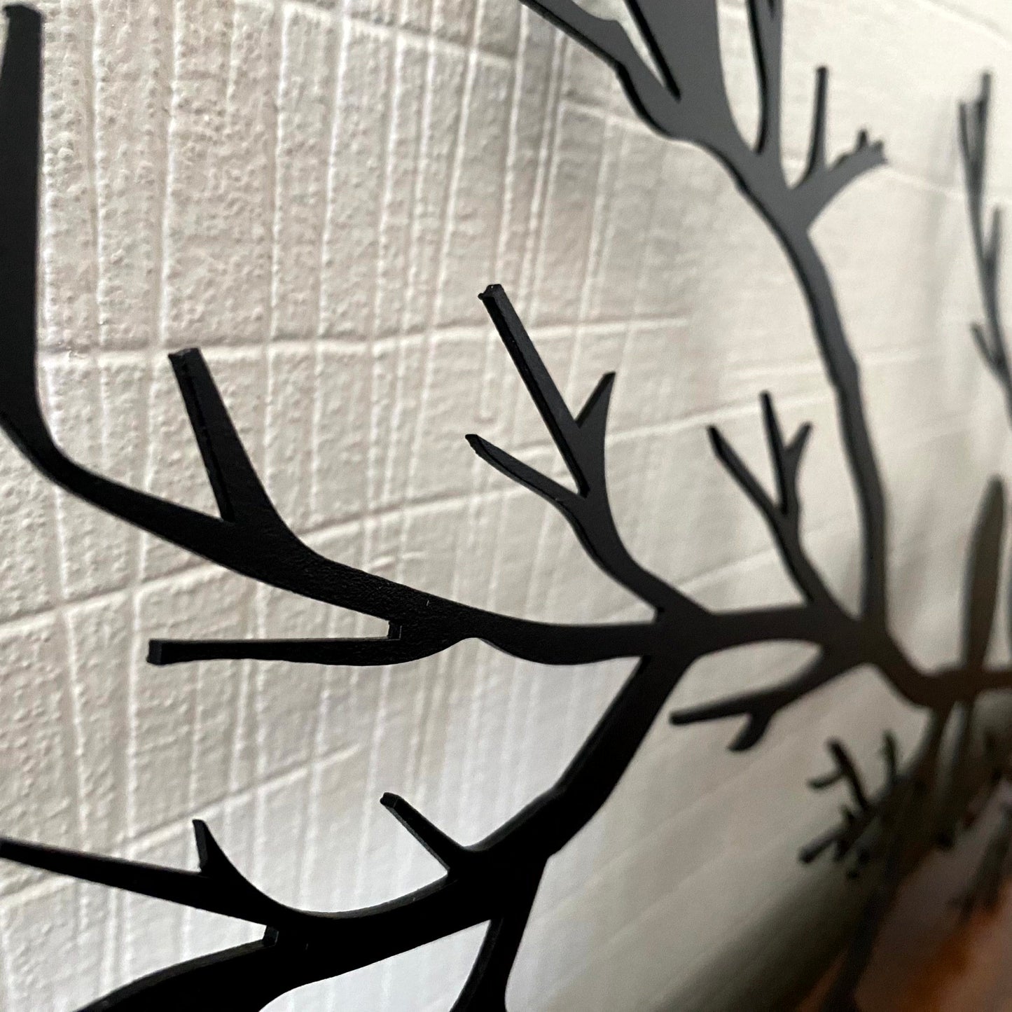 PerchArt Metalen Wanddecoratie – Vogels op een Tak voor een Tijdloze Natuurlijke Uitstraling