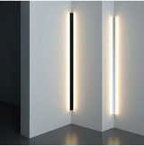 Moderne LED Wandlamp Lineair - Zwart en Energiezuinig