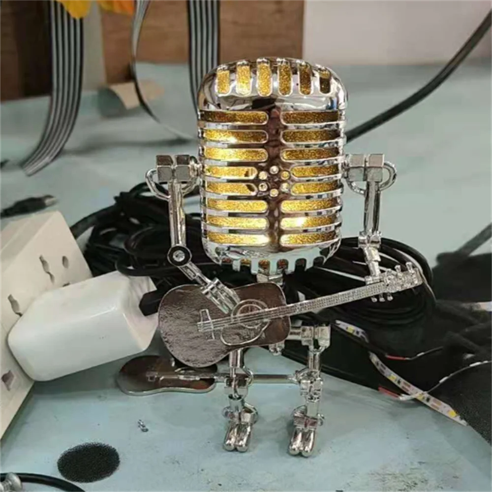 GitaarBot Tafellamp – Industrieel Design met Dimbare LED Verlichting