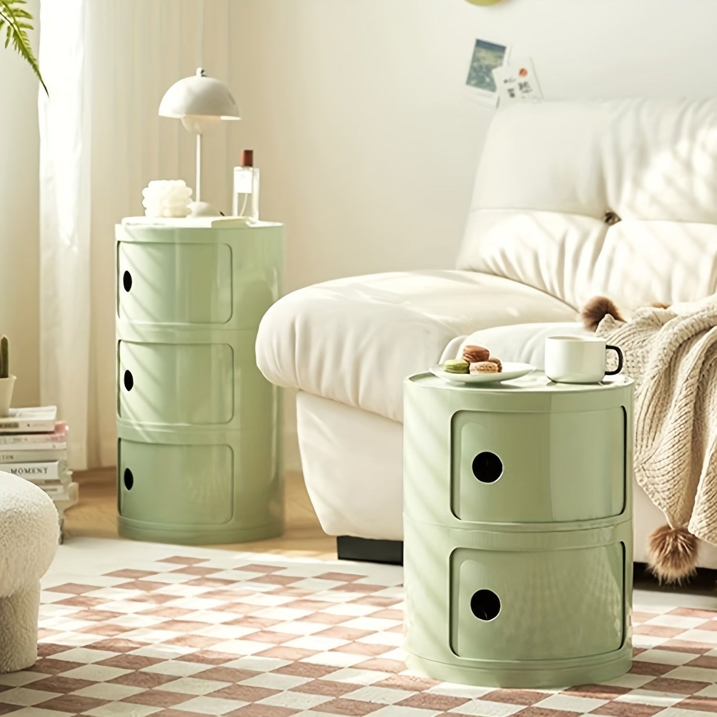 Ronde Nachtkast met Kunststof Lades en Modern Design