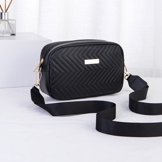 NoirGlitz Gewatteerde PU Messengerbag – Zwarte Elegante Schoudertas met Pailletten en Verwijderbare Band