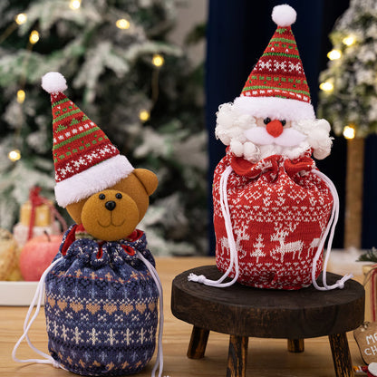 KnitJoy Kerstcadeauzak met Pop – Herbruikbare Gebreide Cadeauzak voor Kinderen