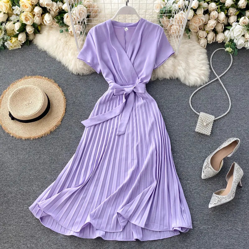 Eleganza Plissé Midi Jurk Met V-Hals