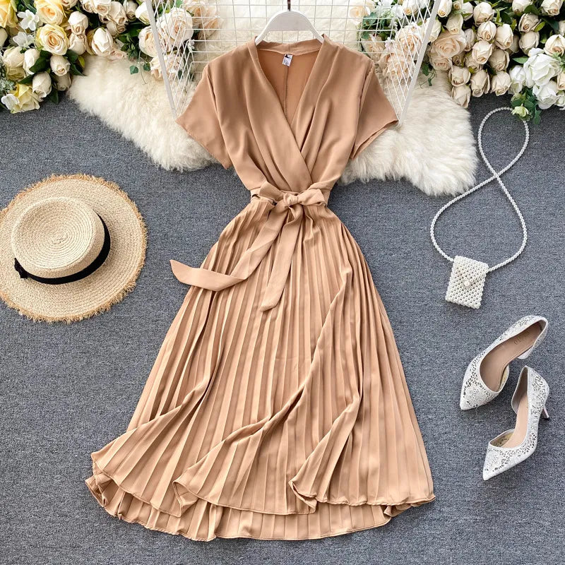Eleganza Plissé Midi Jurk Met V-Hals