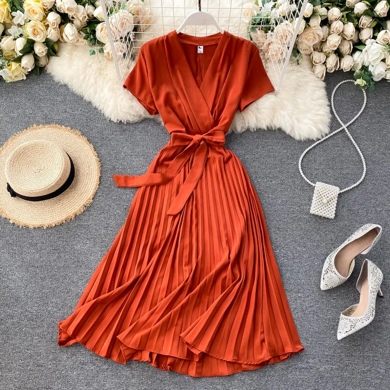 Eleganza Plissé Midi Jurk Met V-Hals