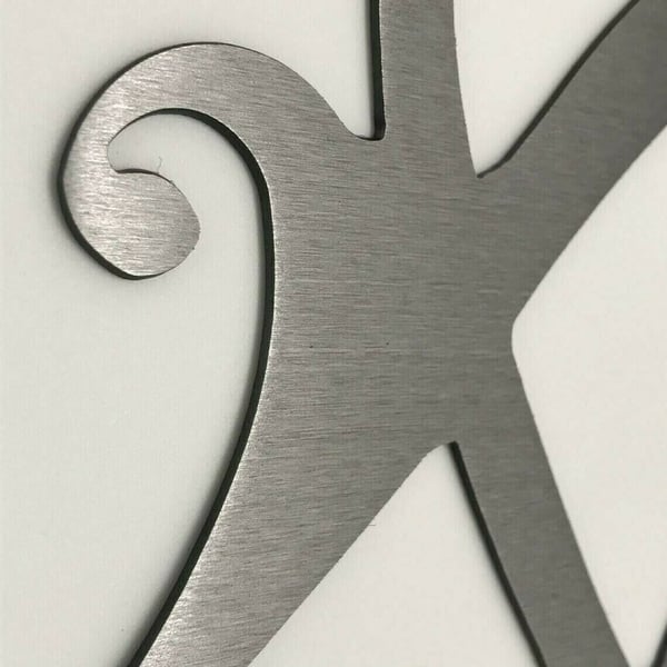 OneindigHart Wanddecor – IJzeren Wandsculptuur met Symbool van Eeuwige Liefde