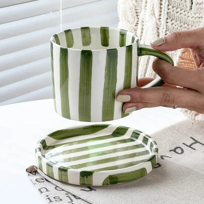 Gestreepte Retro Koffiemok met Schotel - Handgeschilderd Porselein