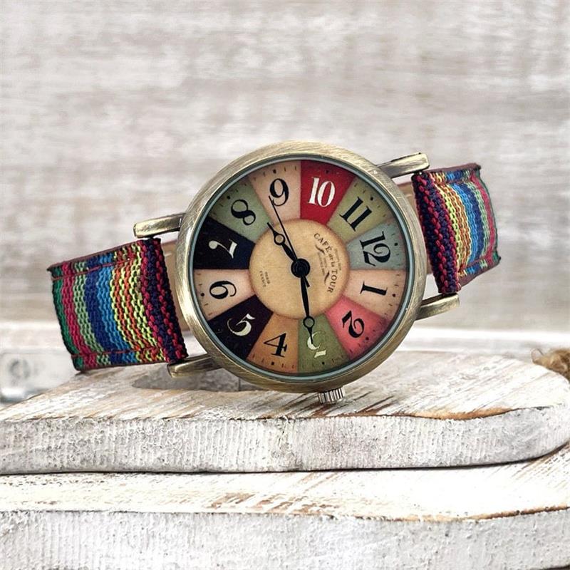 Vintage Regenboog Dameshorloge met Gevlochten Band - Elegant Accessoire