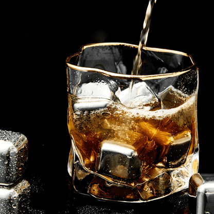 Japans Kristallen Whiskyglas met Goudaccent – Premium Reliëfstructuur