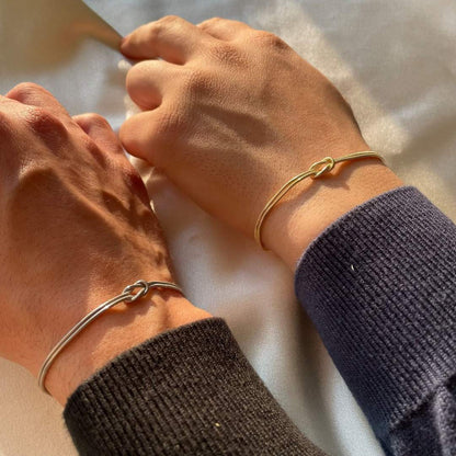 Minimalistische Knoop Armband van Roestvrij Staal - Zilver en Goud