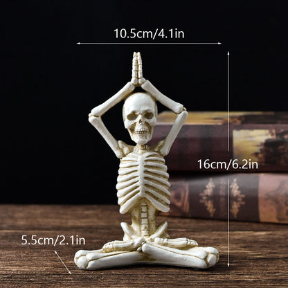 Halloween Beeldje – Resin Ornament in Vintage Wit of Zwart