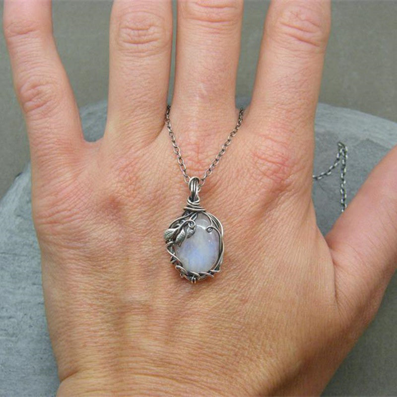 Vintage Maansteen Hanger aan Ketting - Retro Elegantie