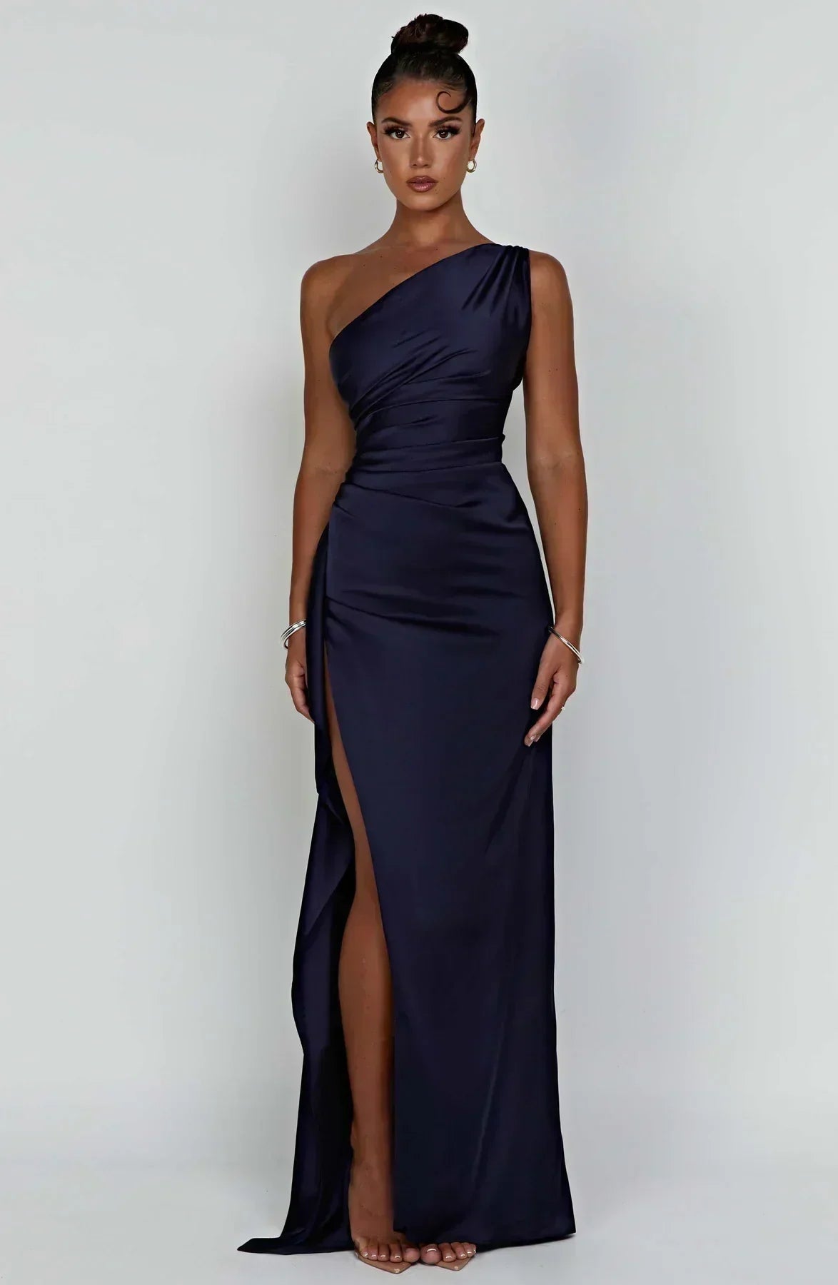 Elegante Satijnen One-Shoulder Maxi Avondjurk met Hoge Split