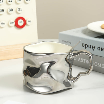 CreArt Mok – Handgemaakte Keramische Koffiemok met Uniek Gekreukeld Design