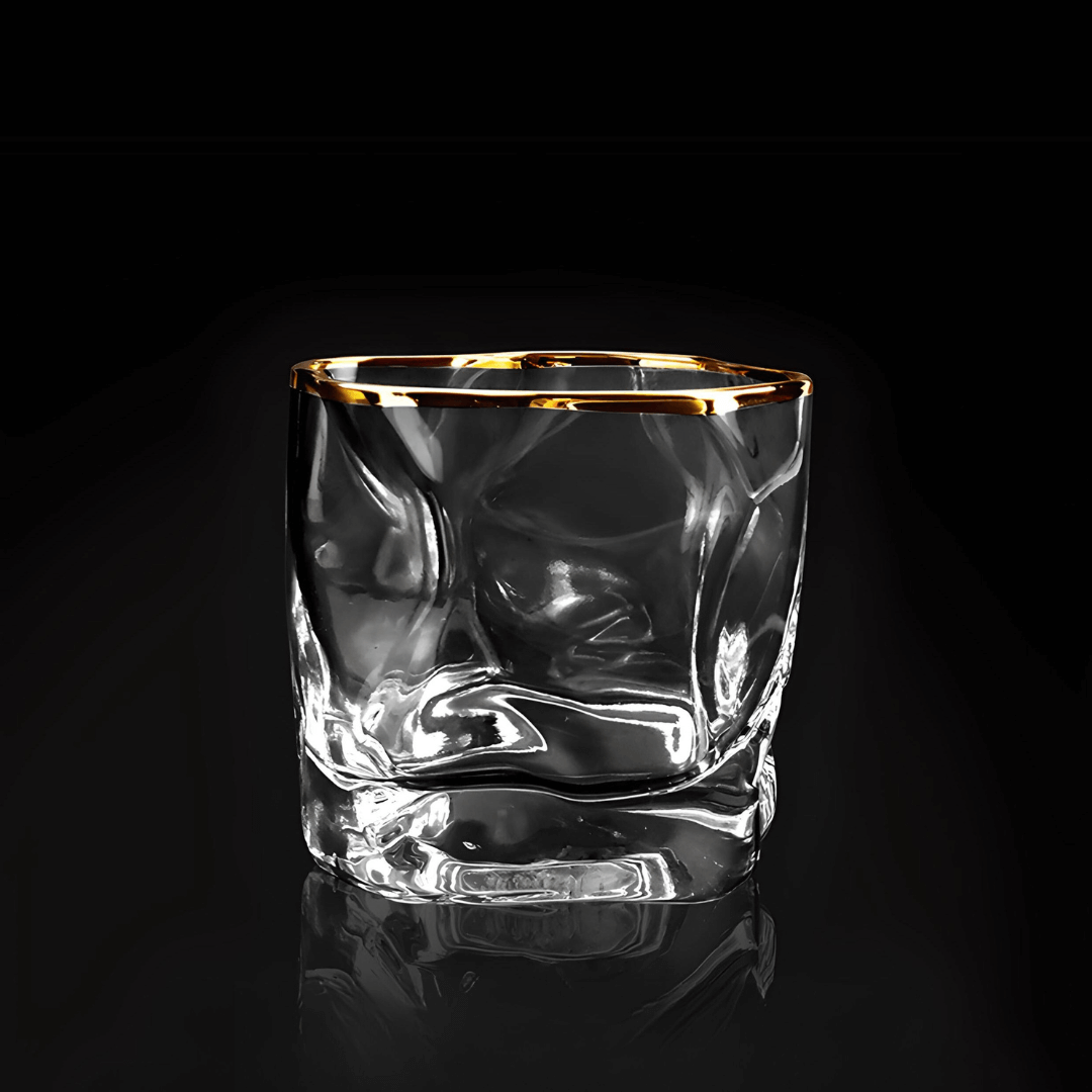 Japans Kristallen Whiskyglas met Goudaccent – Premium Reliëfstructuur