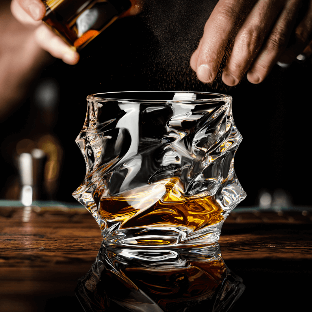 Golfstructuur Kristallen Whiskeyglas – Japanse Vakmanschap voor Optimale Grip en Smaakbeleving