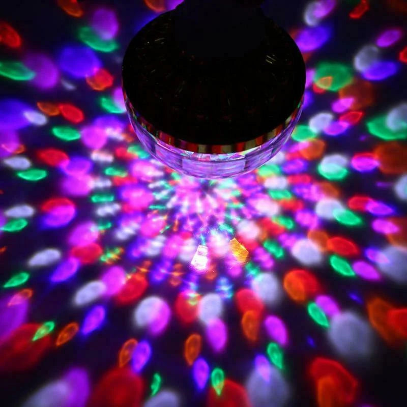 DiscoSpin LED Feestlamp – Roterende RGB Sfeerverlichting 3W