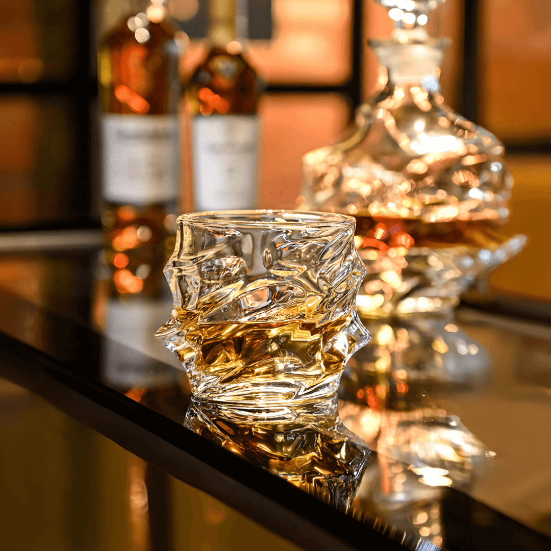 Golfstructuur Kristallen Whiskeyglas – Japanse Vakmanschap voor Optimale Grip en Smaakbeleving