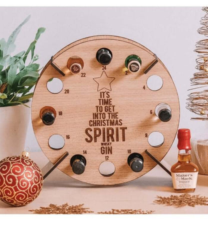 Adventskalender van hout | Kerstboomvorm | Vulbaar met bier, wijn & mini-flesjes