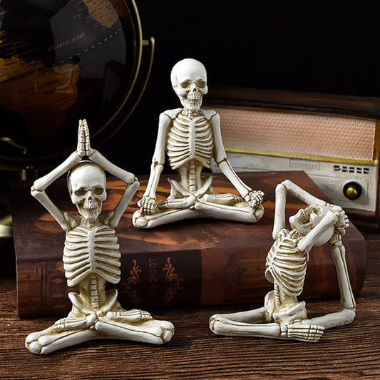 Halloween Beeldje – Resin Ornament in Vintage Wit of Zwart