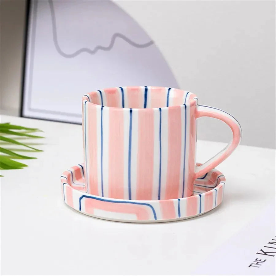 Gestreepte Retro Koffiemok met Schotel - Handgeschilderd Porselein