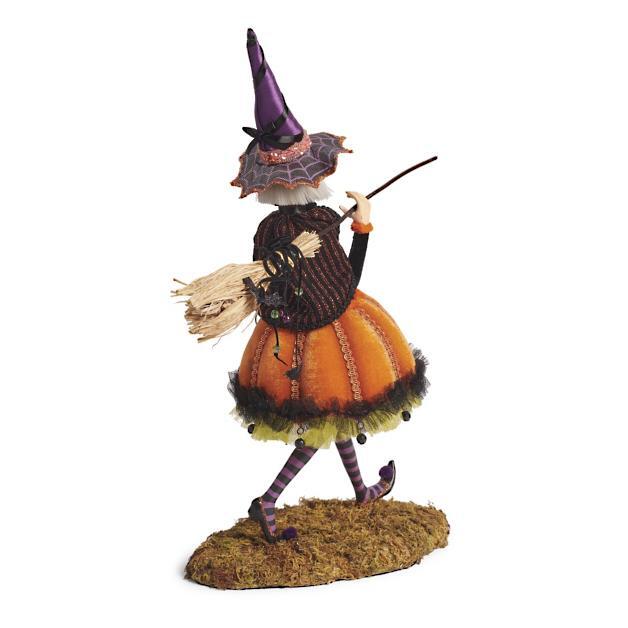 Betoverde Heks Harsfiguur - Handgemaakte Halloween Decoratie met Intricate Details