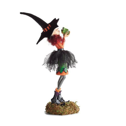 Betoverde Heks Harsfiguur - Handgemaakte Halloween Decoratie met Intricate Details