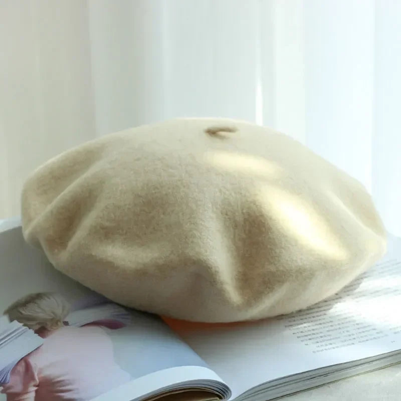 Elegante Vilten Baret – Klassieke ronde vorm met zachte stof