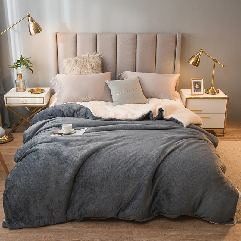 CozyNest Dubbelzijdige Wollen Deken – Flanel & Kasjmier Warmtedeken voor de Winter
