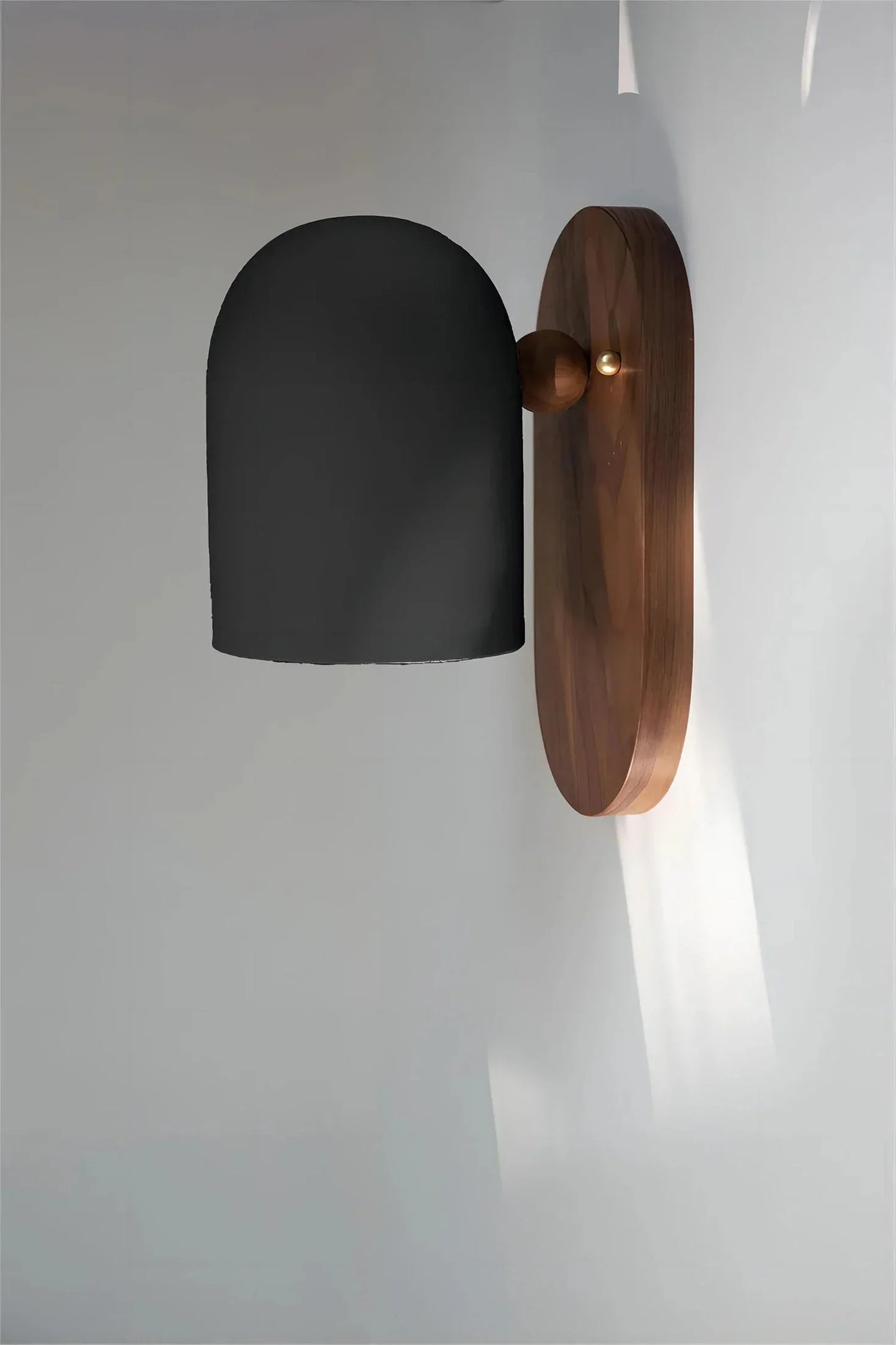 EarthWood - Wabi-Sabi Wandlamp in Walnoot