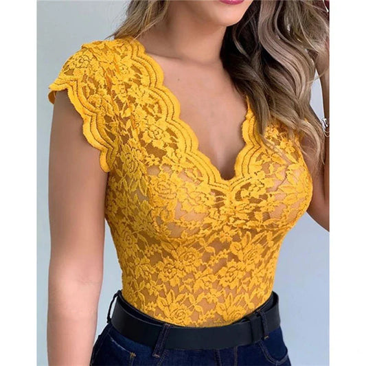 Gele Kanten Top voor Dames – Zomerse Kanten Blouse voor een Vrouwelijke en Elegante Look