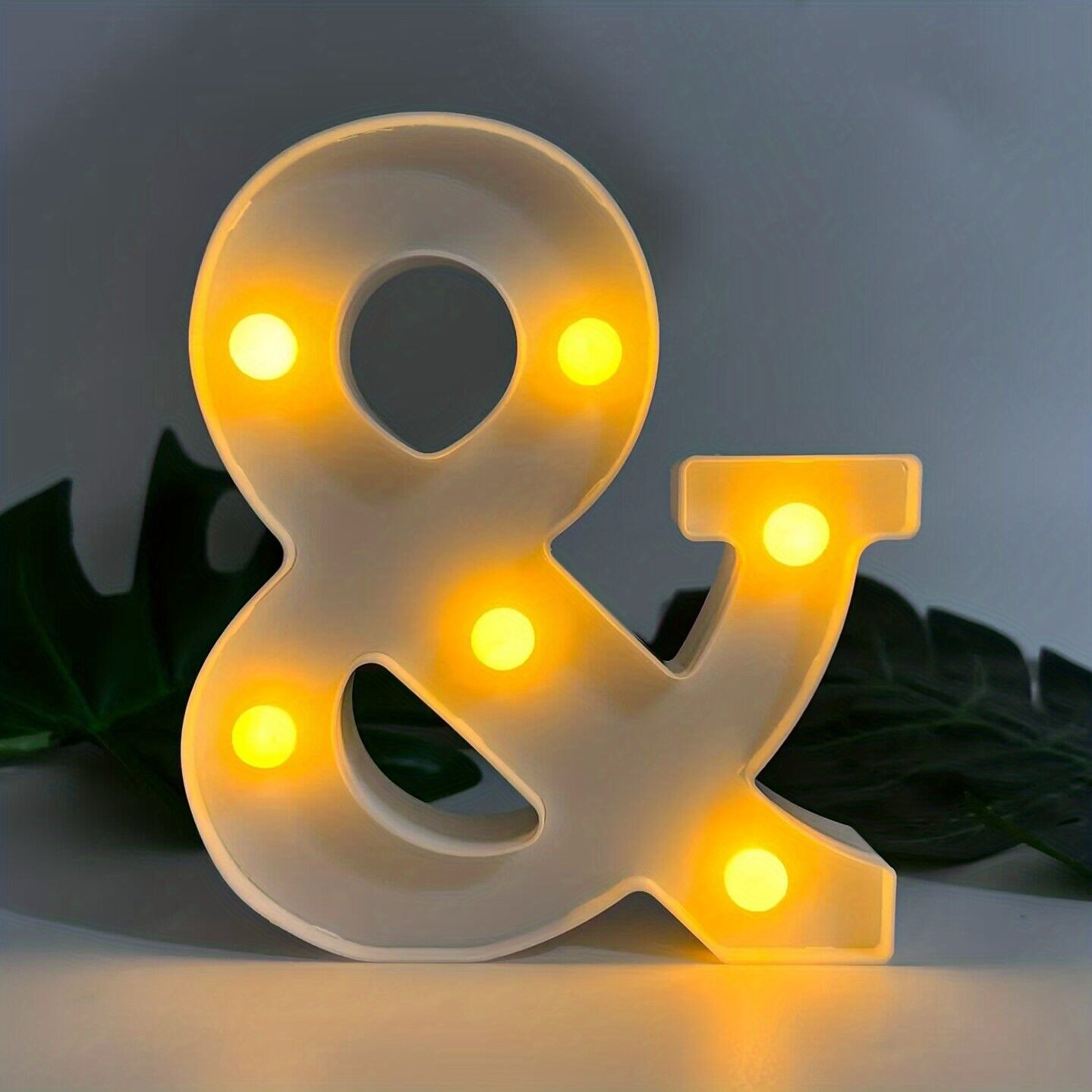 GlowText - Draadloze LED Letterlamp voor Unieke Stijl