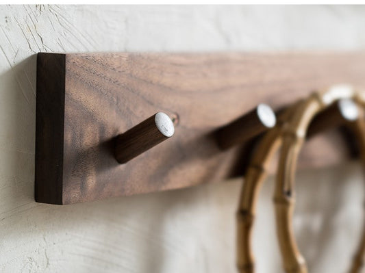 Houten Wandkapstok Minimalistisch Design met Natuurlijke Uitstraling