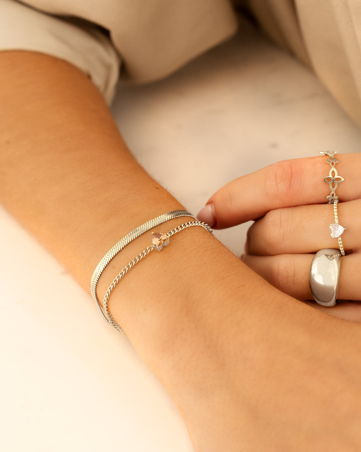 Harten Geluksarmband – Geboortesteen Armband met 12 Keuzeopties in Cadeaubox