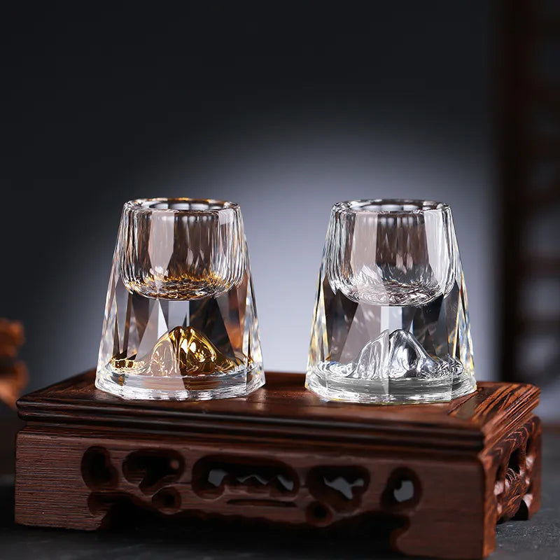 Luxe Kristalglazen met Goudvlokken – Handgemaakt – Set van 2 – Voor Whisky & Premium Dranken