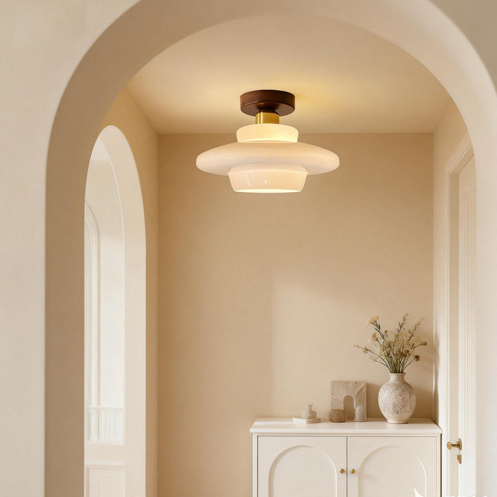 Scandinavische Walnoot Plafondlamp met Koperdetails – E27 LED – 28-32 cm